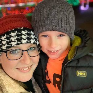 Meet your Posher, Whitney